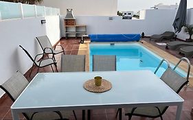 House White Beach